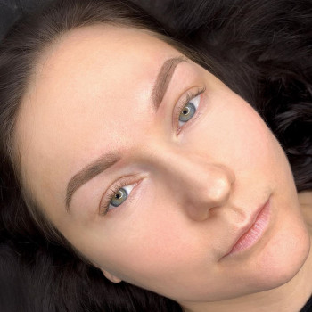 Пудровые брови
                    Студія татуажу Lbar Київ