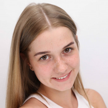 Портретная фотография
                    Салон краси CUT ONE Київ