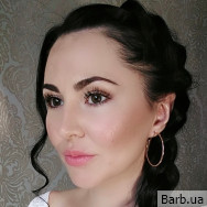 Визажист Анна Семёнова на Barb.ua