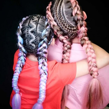 Косички с канекалоном и без