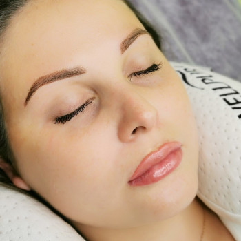 Перманентный макияж бровей, губ - 1000 грн