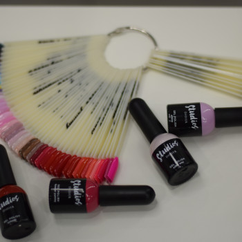 Манікюр, фото - Салон краси Fast Line Studio