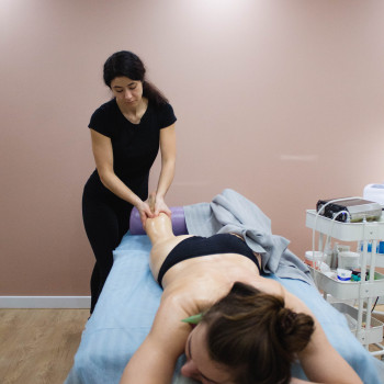 Фото з портфоліо майстра Анастасія Макарова (масажист, Львів)