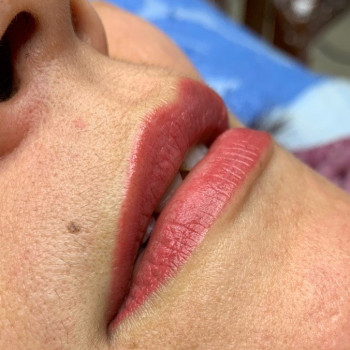 Татуаж губ перманентний макіяж, фото -  Ustich studio