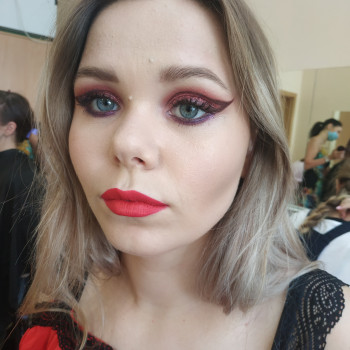 Макияж
                    Визажист Юлия Киев