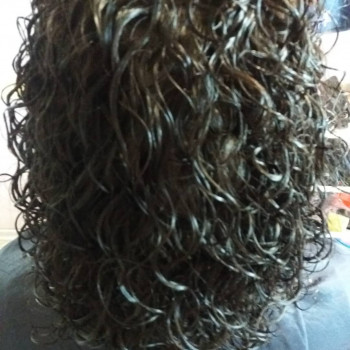 Биозавивка волос классическая Завивка волос
                    Перукар-стиліст Карина Запоріжжя