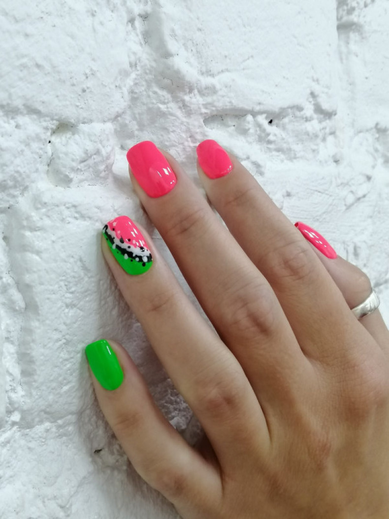 Абстракция на ногтях, фото - Мастер маникюра Татьяна Амбалова