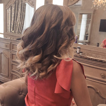 Женская стрижка с укладкой - Салон красоты Diamond Reflectio