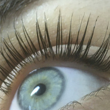 Ламинирование ресниц + Botox
                    Бровист Ольга Николаев