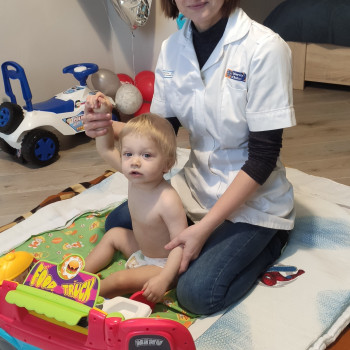 Дитячий масаж і кінезіотерапія
                    Реабілітолог Алина Суми