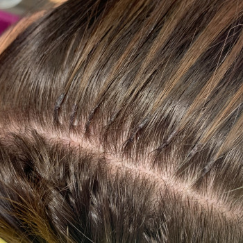 Нарощування волосся
                    Салон краси Beauty Bar Вінниця