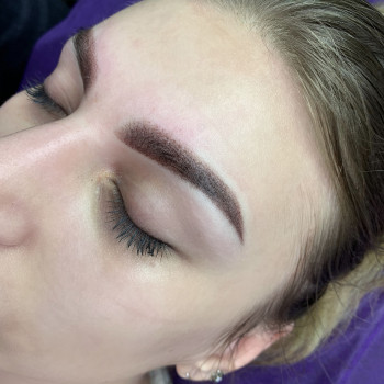 Фото из портфолио мастера Регина Сергиенко (мастер перманентного макияжа, Харьков)