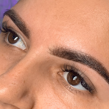 Фото из портфолио мастера Регина Сергиенко (мастер перманентного макияжа, Харьков)