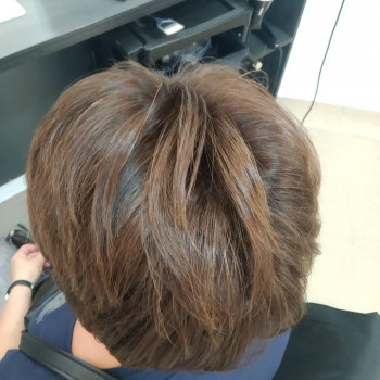 Пофарбувати волосся у салоні краси у Броварах