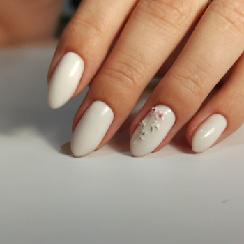 Зробити гарне нарощування нігтів Бровари