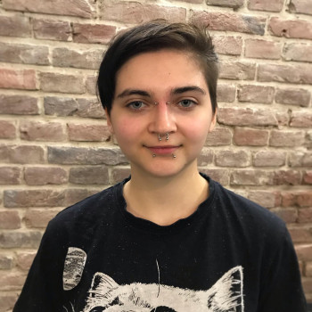 Пирсинг
                    Салон краси 7 небо Львів