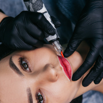 Перманентный макияж
                    Мастер перманентного макияжа Анна Винница