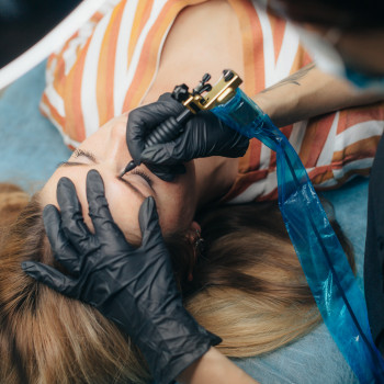 Перманентный макияж
                    Мастер перманентного макияжа Анна Винница