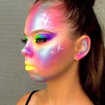 Первое место в номинации визаж !