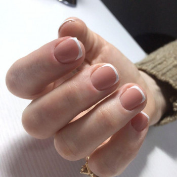 Французкий маникюр