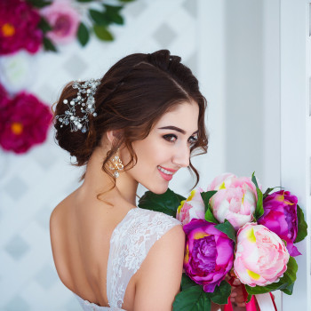 Прически
                    Парикмахерская Beauty-bar K.O.S.A Запорожье