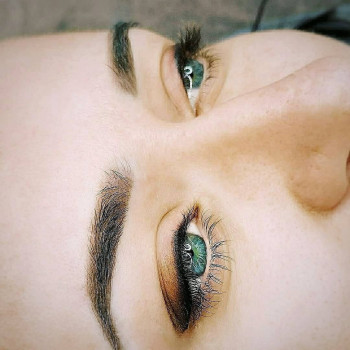Татуаж повік
                    Майстер перманентного макіяжу Аліна Івано-Франківськ