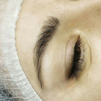 Татуаж повік
                    Майстер перманентного макіяжу Аліна Івано-Франківськ