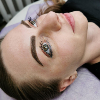 Перекрытие красного оттенка в технике пудрового напыления