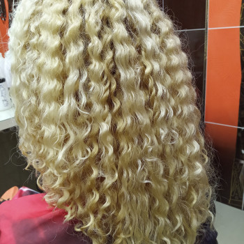 Спіральна біозавивка
                    Перукар Оксана Львів