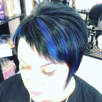 Окрашивание волос разной сложности
                    Парикмахер-модельер Наталья Запорожье