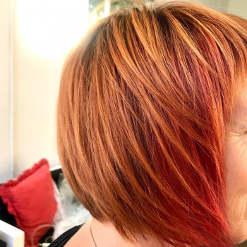 Окрашивание волос разной сложности
                    Парикмахер-модельер Наталья Запорожье