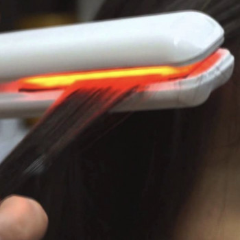 Лечение (реконструкция) волос
                    Парикмахер-модельер Наталья Запорожье