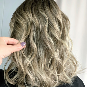 Сложное окрашивание
                    Перукар-колорист Ирина Вишневе