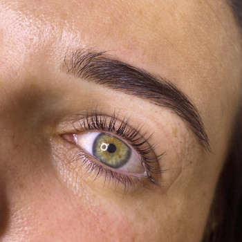 Ламинирование ресниц
                    Бровіст Елизавета Черкаси