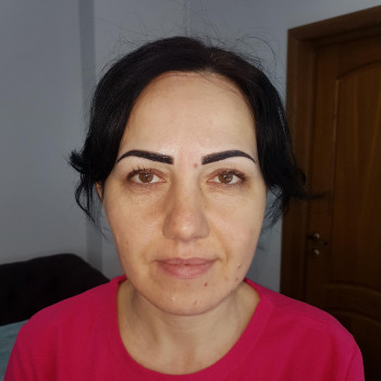 Пудрове напилення брів
                    Мастер перманентного макияжа Олена Львов