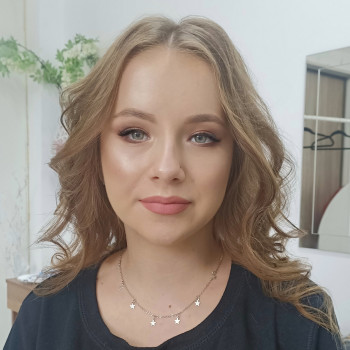 Макіяж
                    Візажист Катерина Львів