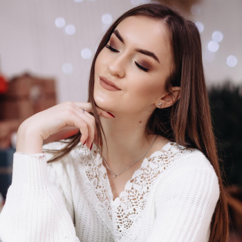 Макіяж
                    Візажист Катерина Львів