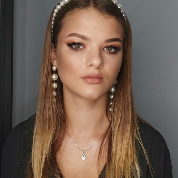 Макіяж
                    Візажист Катерина Львів