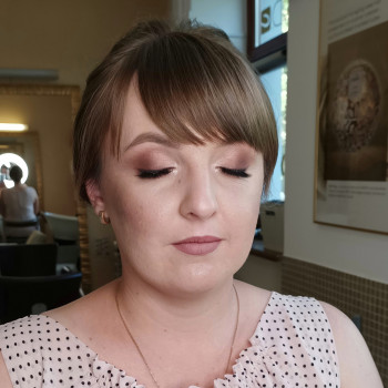 Макіяж
                    Візажист Катерина Львів