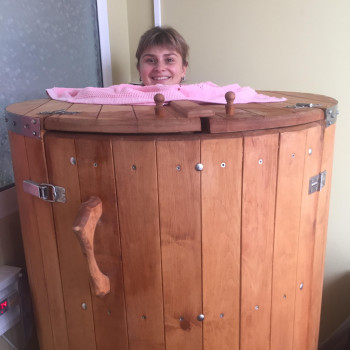 Пропаривание травяным паром в Кедровой бочке
                    Салон краси КЕДР Вінниця