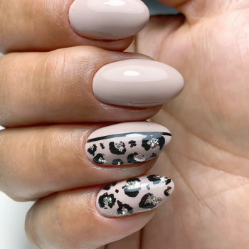 Гель-лак Luxio с вирівнюванням нігтьової пластини
                    Салон красоты Wizard Киев