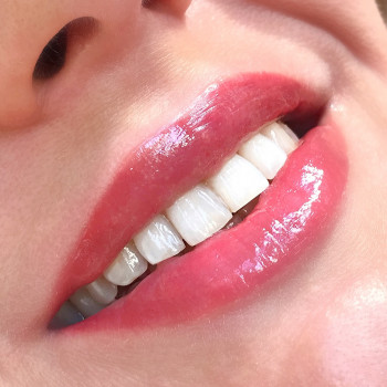 Перманент губ
                    Бровист Катерина Харьков