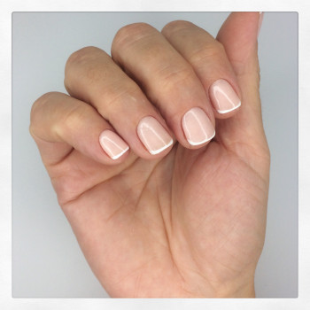 Маникюр с покрытием
                    Майстер манікюру Дмитрий Андренко Харків