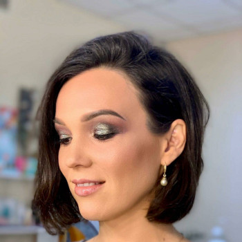 Макияж
                    Лешмейкер Ирина Чернигов