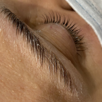 Ламинирование бровей