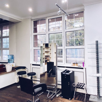 Оренда робочого місця
                    Салон красоты THE Beauty Простір Киев