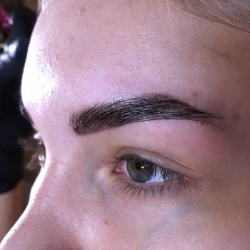 Окрашивание бровей краской Elan