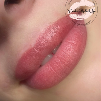 Перманентный макияж
                    Майстер перманентного макіяжу Юлия Київ