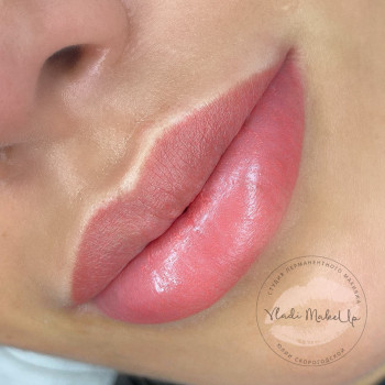 Перманентный макияж
                    Майстер перманентного макіяжу Юлия Київ