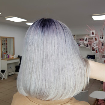 Сложное окрашивание - airtouch (эиртач), шатуш, балаяж, брондирование
                    Перукар Наталия Василевская Київ